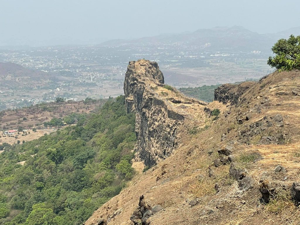 Mumbai Forts Everyone Should Visit Once!!