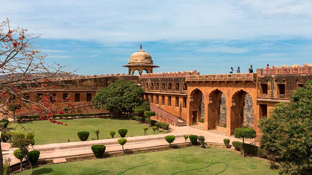 jaigarh fort